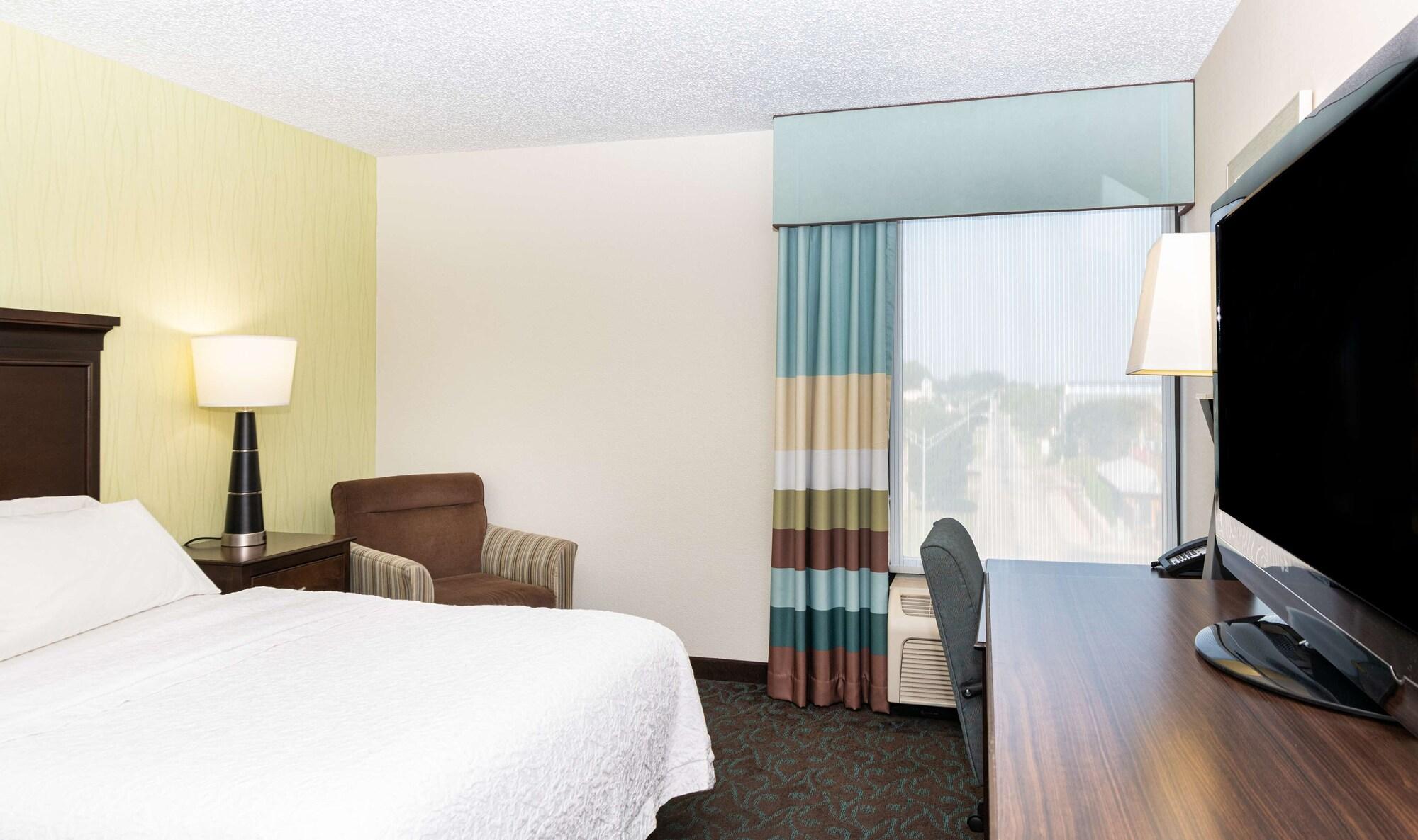 Hampton 3* Evansville