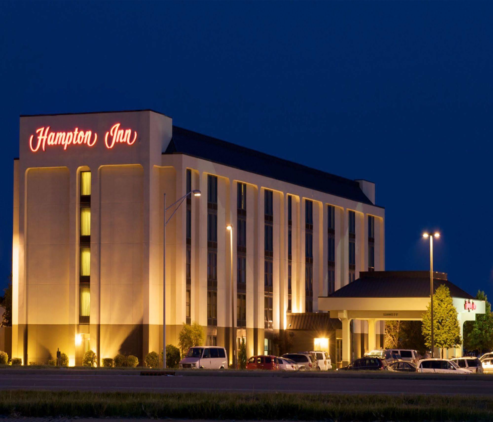 Hampton Hotel 3*