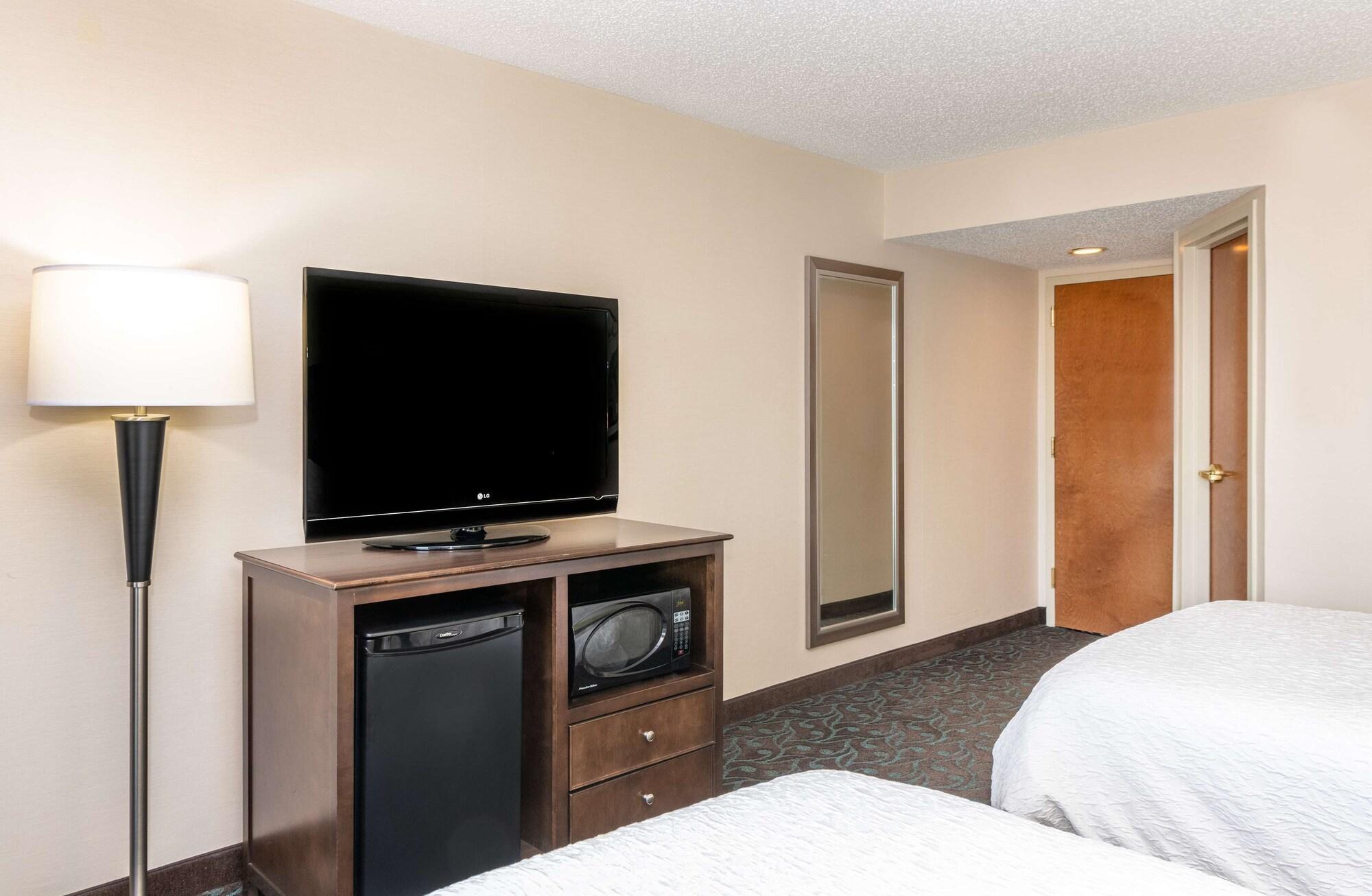 Hampton 3* Evansville
