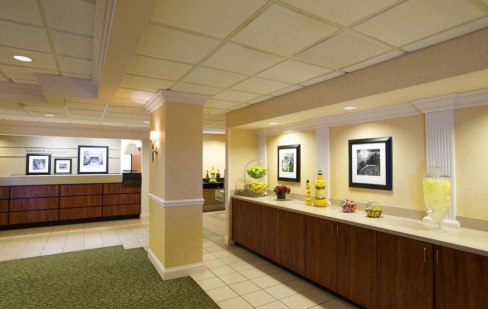 Hampton Hotel 3*